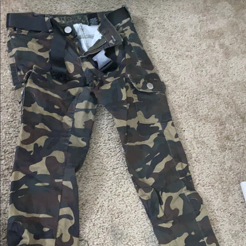 Camouflage joggers